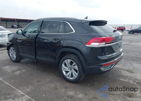 2021 Volkswagen Atlas Cross Sport 2.0T Sel z USA, uszkodzony, nr VIN 1V2BC2CA2MC206536